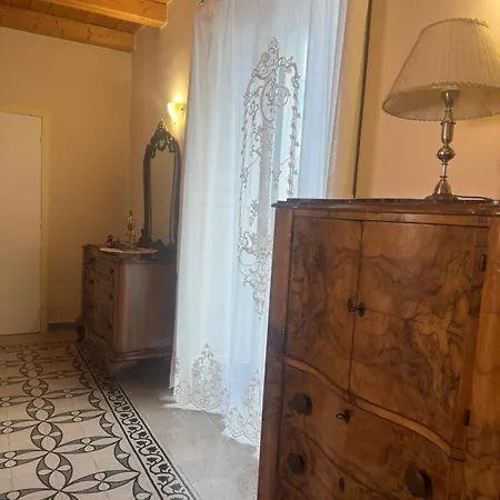 Residenza Gonzaga Hotel Serracapriola Buitenkant foto