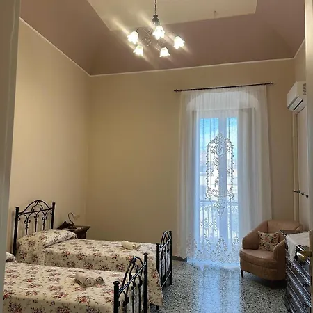 Residenza Gonzaga Hotel Serracapriola Buitenkant foto