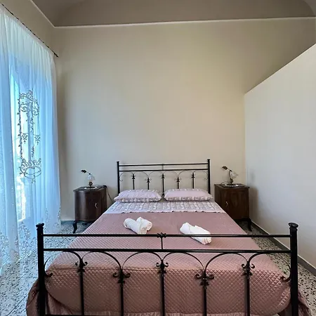 Residenza Gonzaga Hotel Serracapriola Buitenkant foto